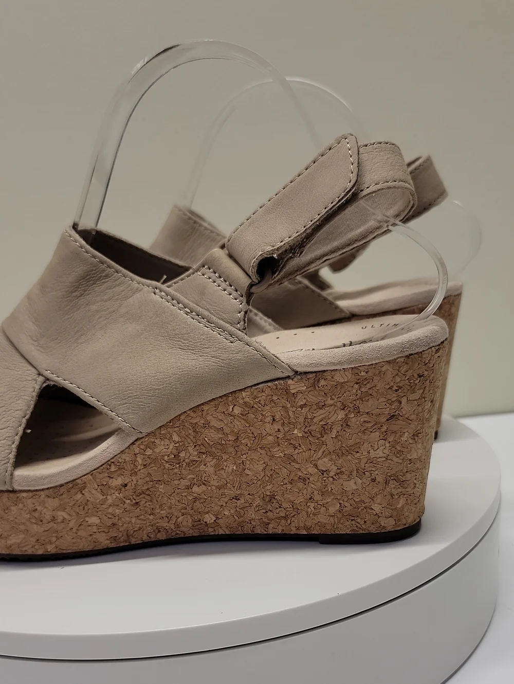 Clark's Beige Slingback Cork Wedge Sandals - Ultimate Comfort Collection Sz 9.5